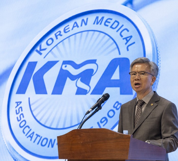 의협 "새 정부, 의대생·전공의 복귀 방안 마련해야" <b>촉구</b>