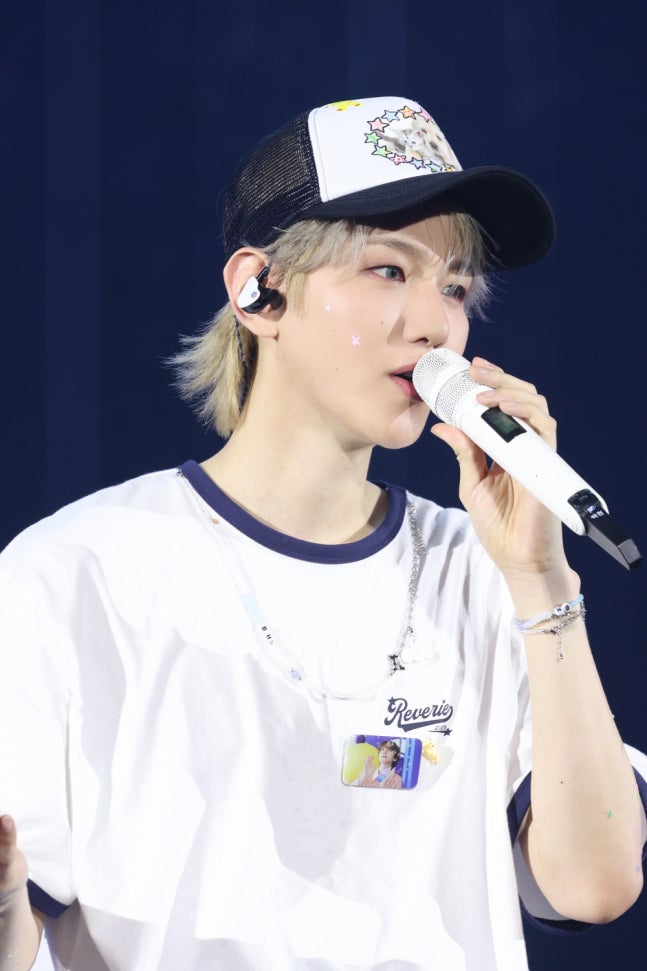 [정보/소식] 백현, 첫 솔로 월드투어 '레버리' 포문 열었다…서울 공연 성료 | 인스티즈