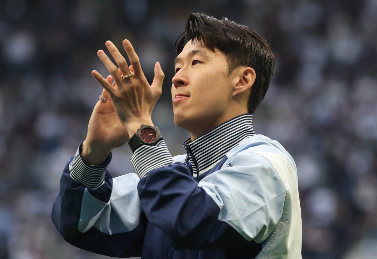 'SON, 결국 토트넘에서 2년 더!' 英 매체 충격보도, 입장 바꾼 토트넘 손...