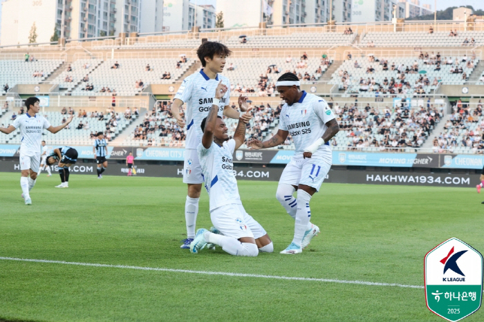 [K리그2종합] 하위팀의 반격 잇달았다. 성남, 부천에 3-2 짜릿승…선두...