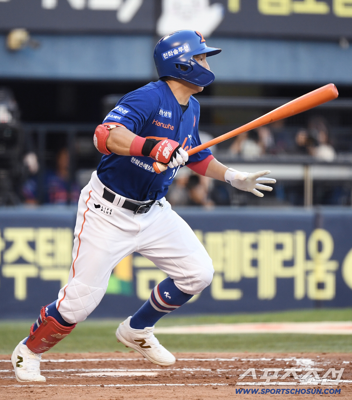 [포토] <b>손아섭</b>, 1<b>타점</b> 내야땅볼