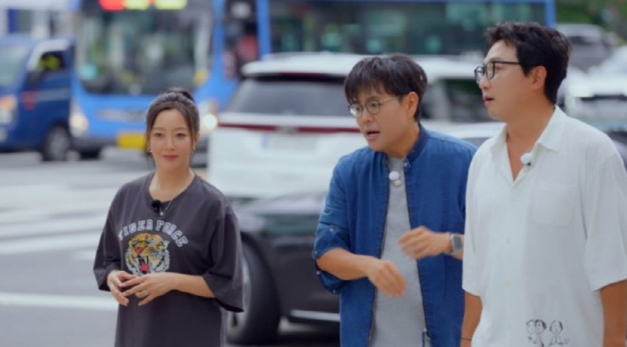 <b>김희선</b>, 영재 딸 키운 비결 있었네..."<b>대치동</b> 하루 16번 <b>라이딩</b>"