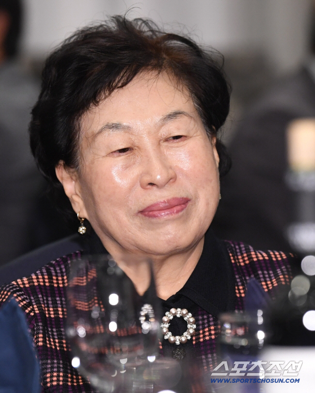 전원주, 5천만원 사기 피해 고백 "등산 동호회 연하남에 돈 뜯겨" ('사당...