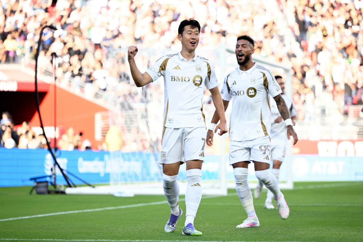"소니와 호흡 너무 쉽다!" LAFC <b>에이스</b>의 극찬 "SON의 존재, 내 경기력 상...