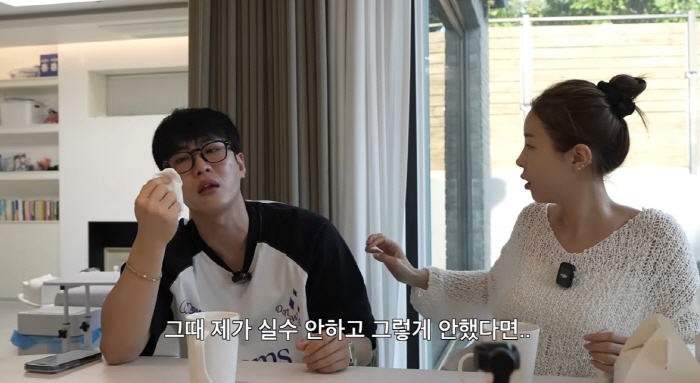 '신지' <b>문원</b>, 결국 눈물 쏟았다 "<b>대인기피증</b> 생겨..실수 안 했더라면...