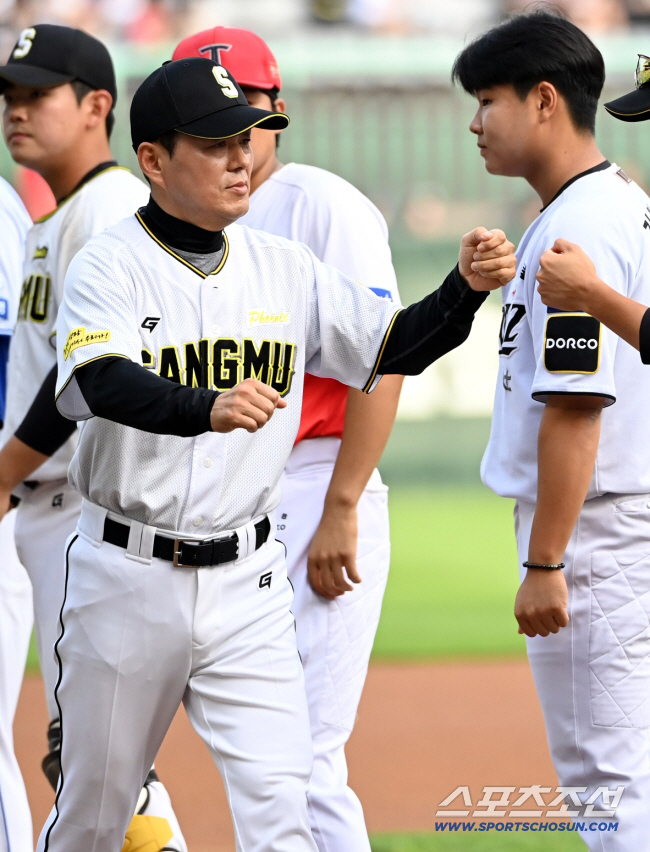 "이기면 휴가다!"…상무, '14년 연속 1위' <b>퓨처스</b> 최강 자존심 지킨다