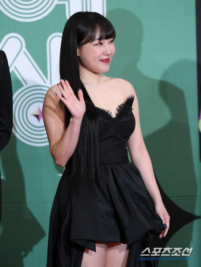 <b>이은지</b>, 오늘(8일) <b>건강 이상</b>으로 '가요광장' 생방송 불참..."하루 쉬어...
