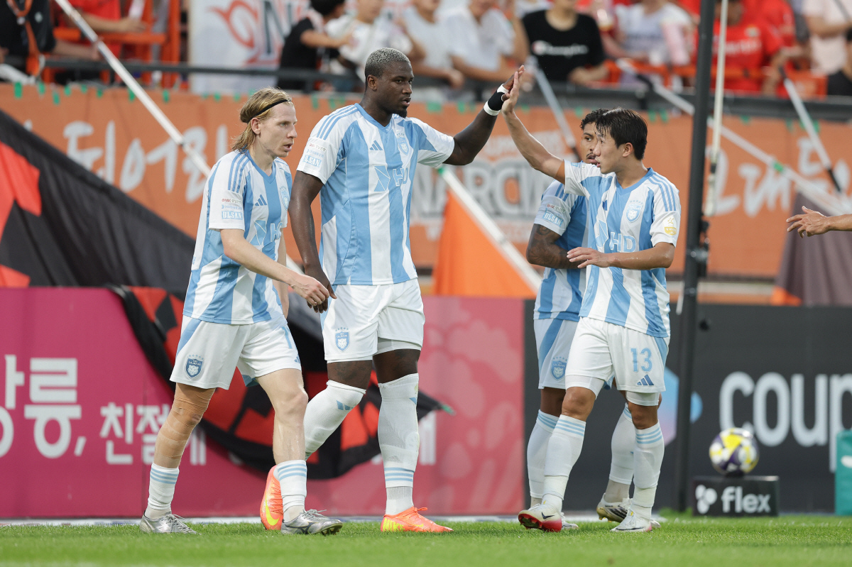 'K리그1 반등' <b>울산</b>, 말컹 드디어 복귀→<b>히로시마</b>와 ACLE 한-일 <b>자존심</b> ...
