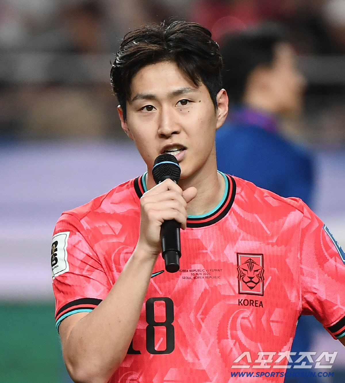 <b>이강인</b> 절대 속으면 안돼! EPL 진출길 막힌다...'감옥' <b>PSG 재계약</b> 제안...