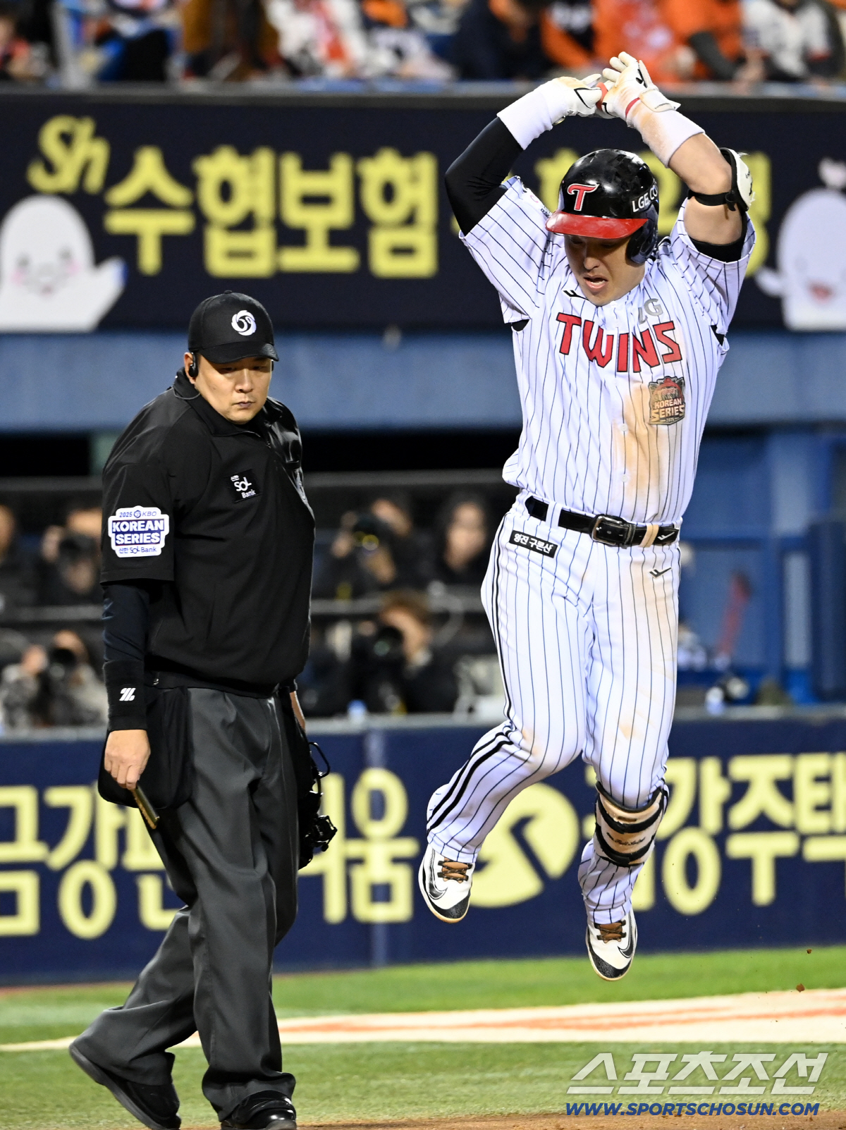 이럴수가. 1회 4점 뽑았는데 2회부터 1안타 침묵. 박동원-문보경 <b>투런포</b>...