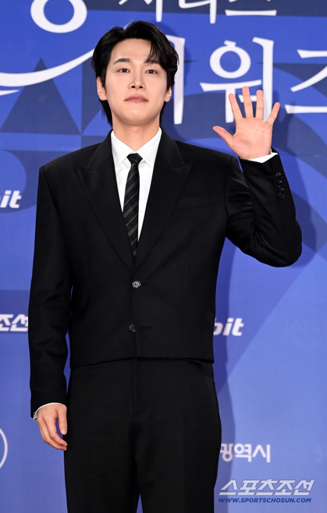 '아이유 동생' 강유석, 이병헌이민정 결혼식 직접 준비 "꽃 세팅 다해...