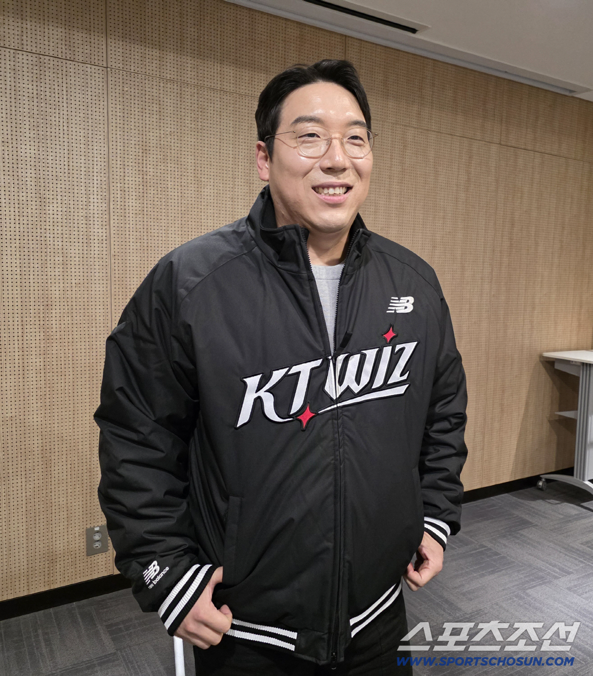 옵션 논란에 평생 먹을 욕 다 먹어버리니...김현수-<b>김재환</b> 학습 효과, 이...