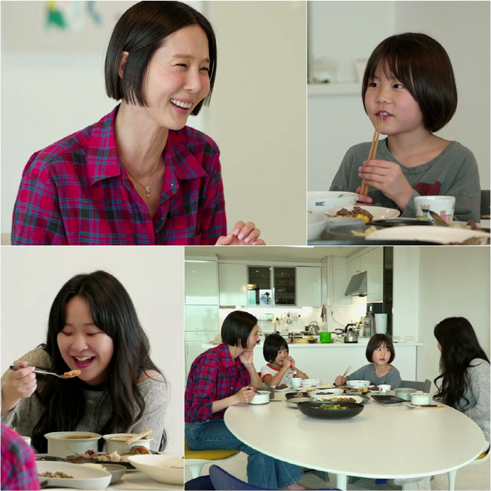 <b>김나영</b>, '재혼 1달만' 子에 가족사 고백 "엄마도 엄마가 <b>두</b> 명이잖아" (...