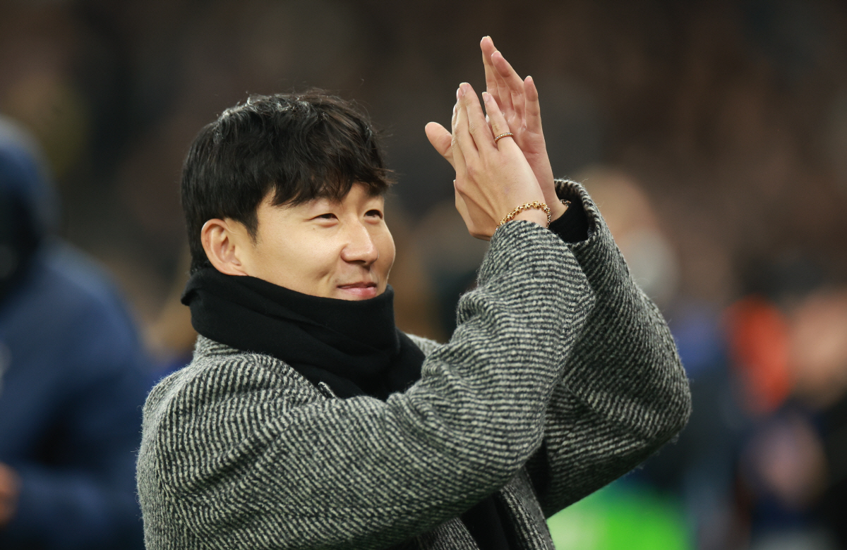 "유럽의 '큰 밤', <b>손흥민</b>은 운명이었다" 'BBC'가 인정한 완벽한 '<b>복귀</b>' 타...