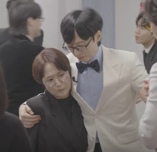 "고생했어" 송은이, 마음고생한 유재석에 울컥..'핑계고'서 포착된 뭉클한 장면