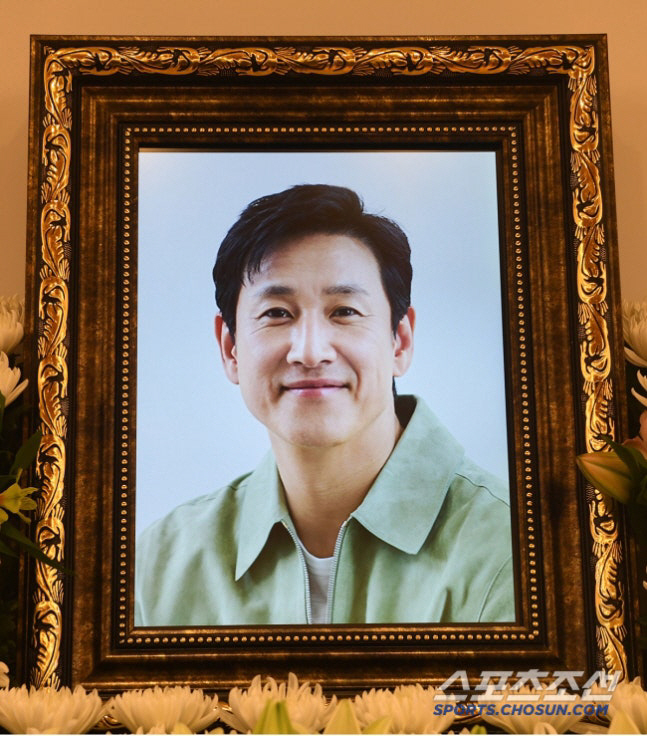 故 이선균, 마지막까지 싸웠다..."억울하다" 호소에도 이별 '눈물 속 2주기'