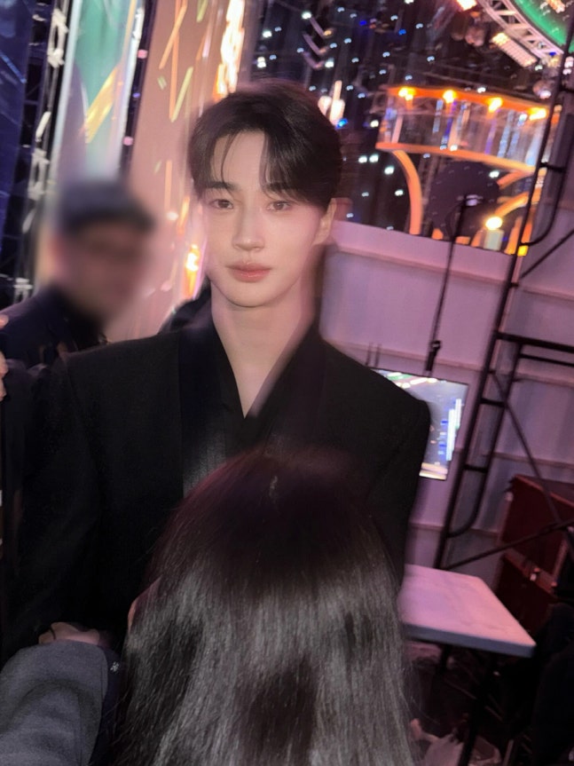 IUと卞佑石のスタイリングの調和