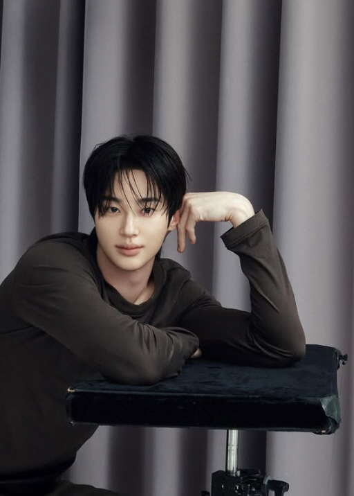 Byeon Woo-seok rezagado en segundo lugar