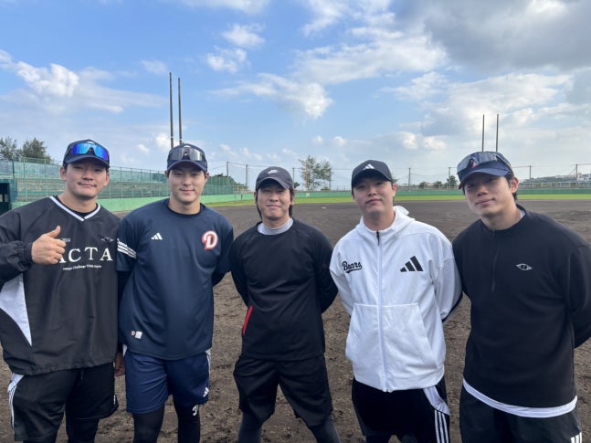 이러려고 80억 벌었나! '박찬호 캠프' 개최 → KIA·두산 후배들 7인, 오키나와 11박12일 체류비 지원