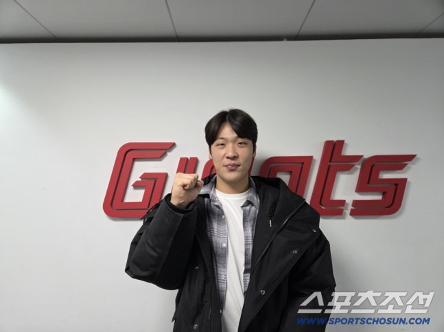 롯데의 마지막 1차지명, 부산의 로컬보이 → 4년 숙성 이제는 터진다. 차세대 에이스 이민석의 뚜렷한 성장세 "롯데 아닌 팀, 상상도 안 해봤다"