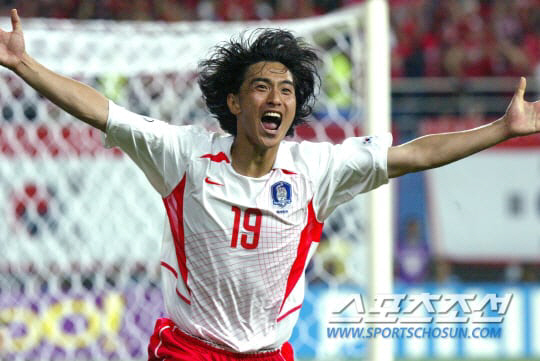 24년 만에 충격 폭로 "안정환 골든골 왜 못 막아" 국가적 비난→이탈리아 최고 레전드, 국대 은퇴한 이유