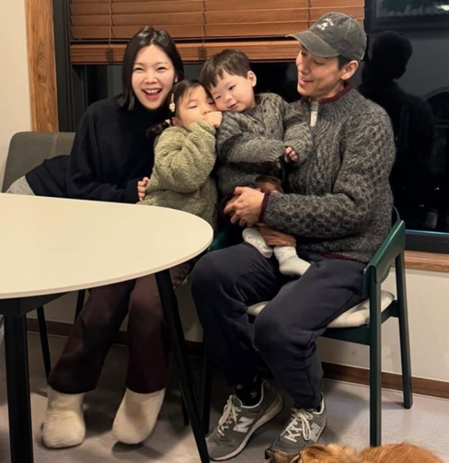 윤남기♥이다은, 재혼 후 네가족 여행 "어린시절 겹쳐보여..눈물 날 것 같아"