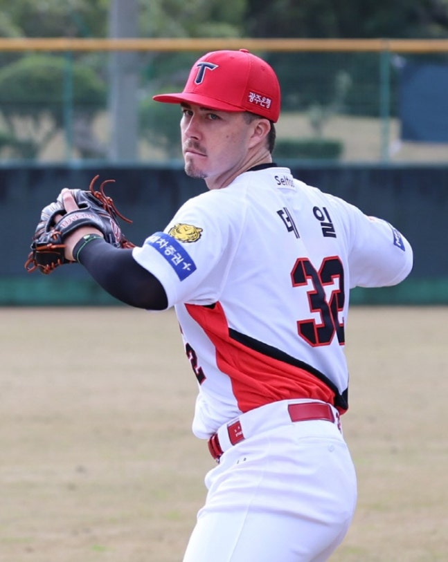 '와 칭찬일색' KIA 80억 공백, 진짜 2억으로 막나…"외국인이면 화려할 줄 알았거든요?"[아마미 현장]