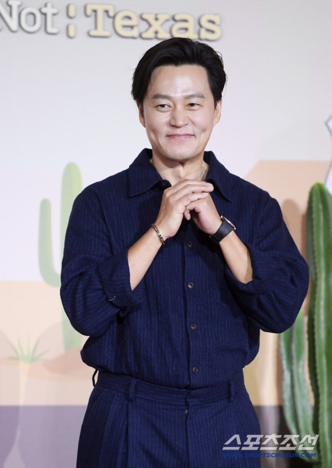 이서진, 폭로 나왔다 "스태프 결혼식서 술만 계속 마셔, 신부가 먼저 집 가"