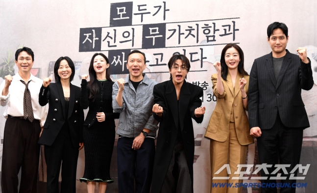 《努力克服自卑的我們》具敎煥高胤禎攜手詮釋心靈成長故事