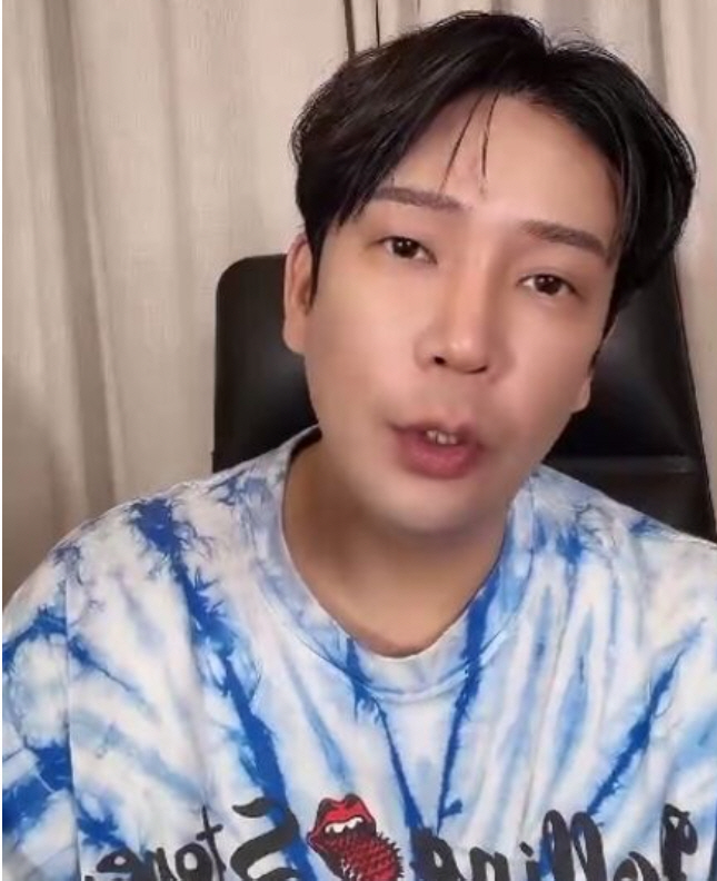 MC Mong對The Boyz發起第二次攻擊，完全排除了伯賢：“隊長尚淵謊稱合約費虛高……”