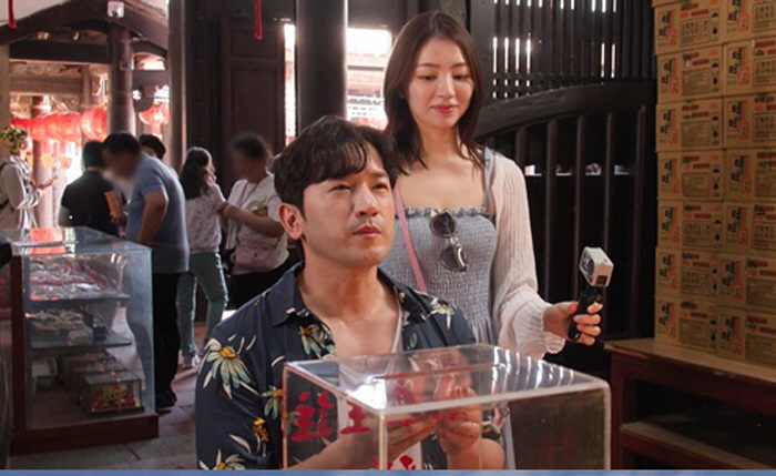 <b>이민우</b>, 출산 6개월 만에 또 2세 욕심…대만서 셋째 점지 기도 ('살림남...