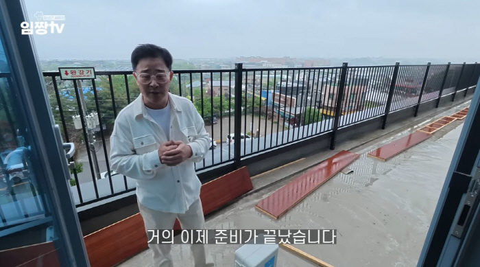 '전과 6범' <b>임성근</b>, 파주 식당 개업 '또 연기'…"기다리셨을 텐데 죄송"