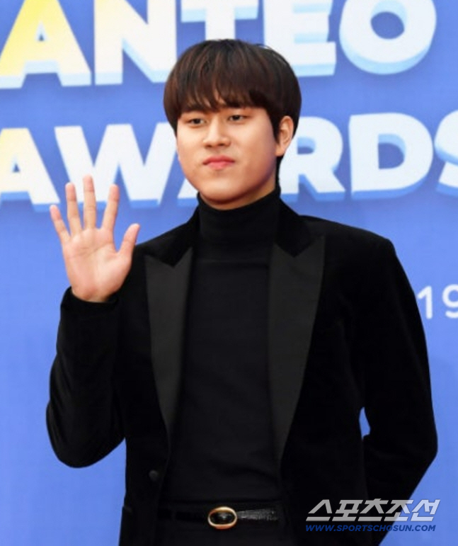 이무진, 차가원 상대 '21억 미정산' 가처분 승소..."의사 반한 활동 강요 금지"