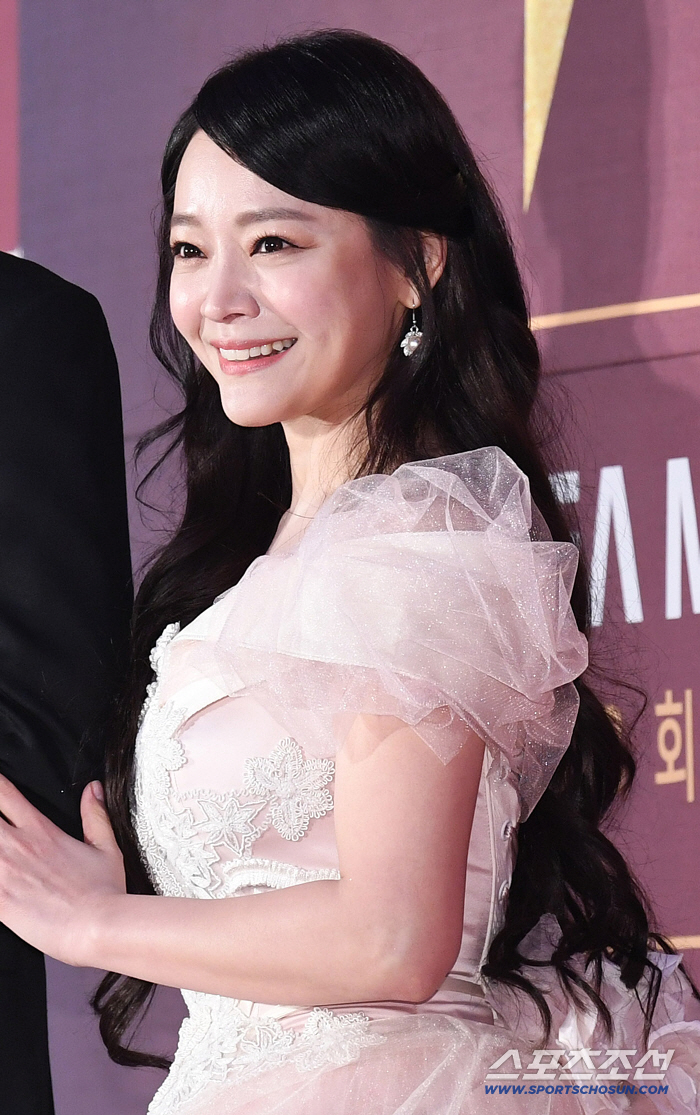 김소현 "매일 밤 귀신 때문에 고통"..수십 년 가위눌림+불면증 끝낸 비법 ('심야괴담회')