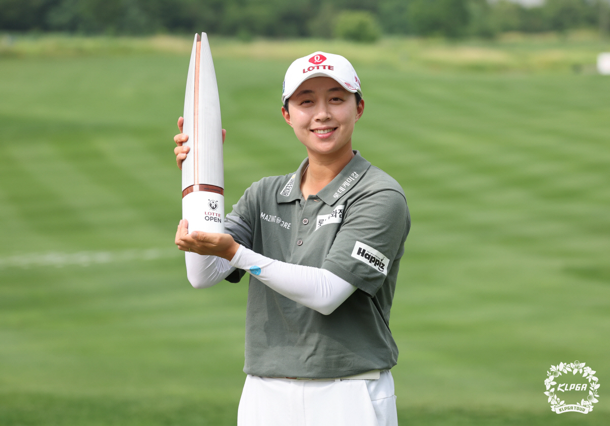 '간판 김효주 우승' 완벽했던 <b>롯데 오픈</b>, 그 뒤에는 신동빈 회장 남다른...
