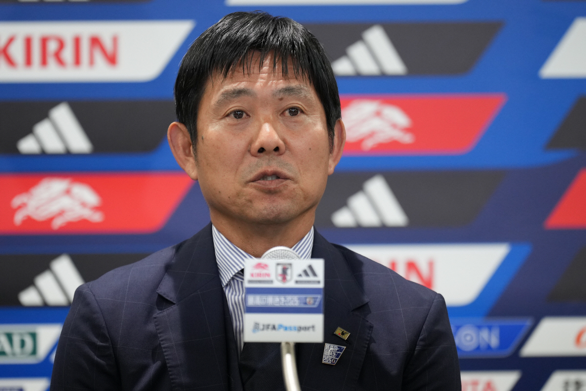 일본 파격 결정! '월드컵 토너먼트 0승' 모리야스 연임 확정적, 초유의 6개월 단기 계약 '아시안컵 이후 이별'