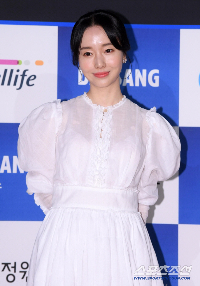 '194억 건물주' <b>이정현</b>, 1900원대 주유소 집착한 <b>남편</b>에 폭발 "미리 좀 넣...