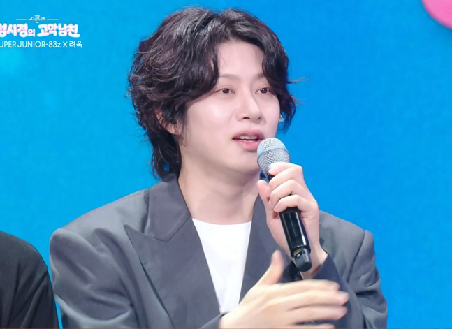 '44세' 김희철, "후배 엄마가 나랑 동갑" 충격..."아빠라 불러도 돼" 이...