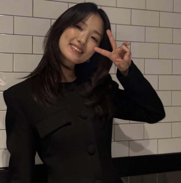 [청룡랭킹] 김혜윤, 역전 드라마! 손예진 제치고 7월 여자 배우 1위 등극