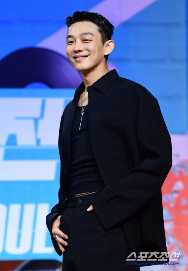 유아인 "대중에 용서·이해 구하고 신뢰 쌓을 것"...GD소속사 아닌 빌리...