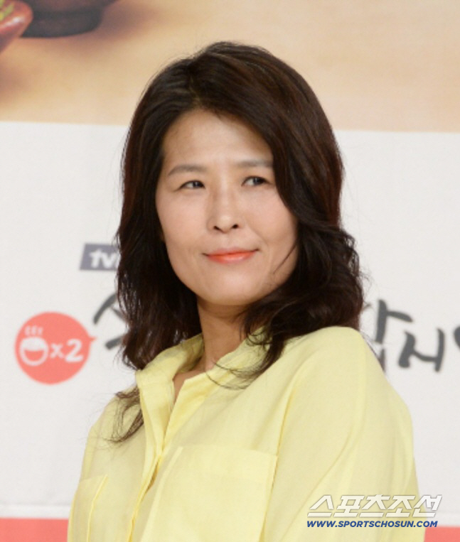 '55세 미혼' <b>황석정</b>, '<b>1000평 농장</b> CEO' 충격적인 현재 수익..."89% 할인에...