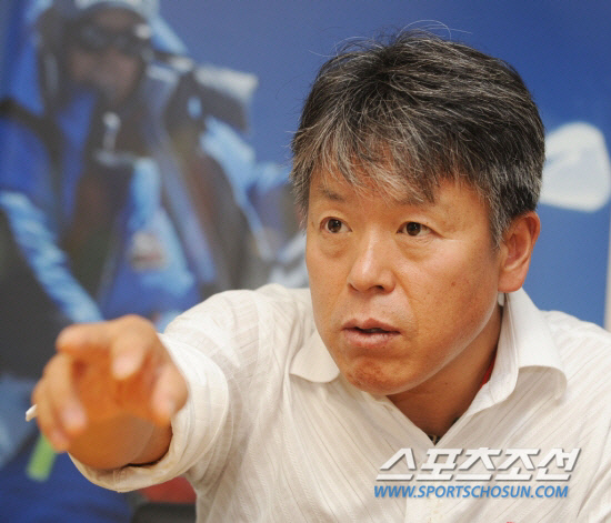 “<b>빙하</b> 고인 물 터지면 큰일” <b>엄홍길</b>이 목격한 <b>네팔</b> 충격 실태