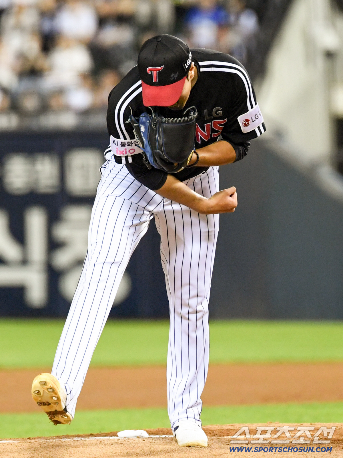 박시원으로 곽빈 깼다! → 손주영 3연투 자청+오스틴 36호 <b>LG</b>, 1-0 두산 잡...