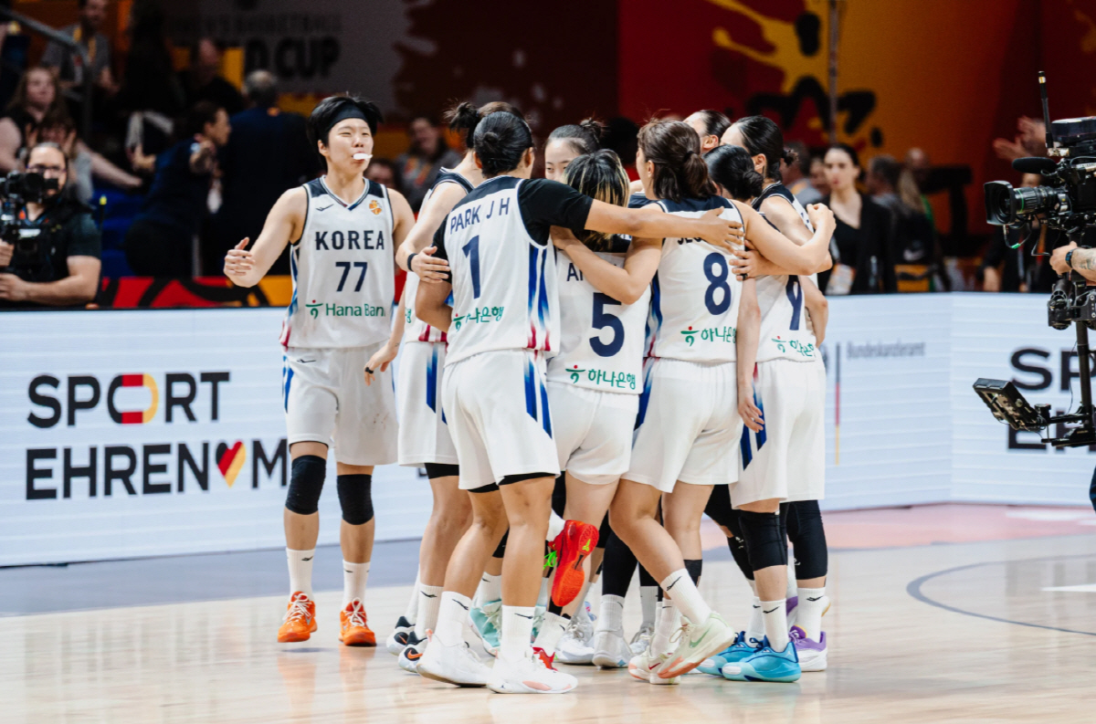 박지현 27점 폭발, 3점포 14개 합작…한국 여자농구, 나이지리아 잡고 1...