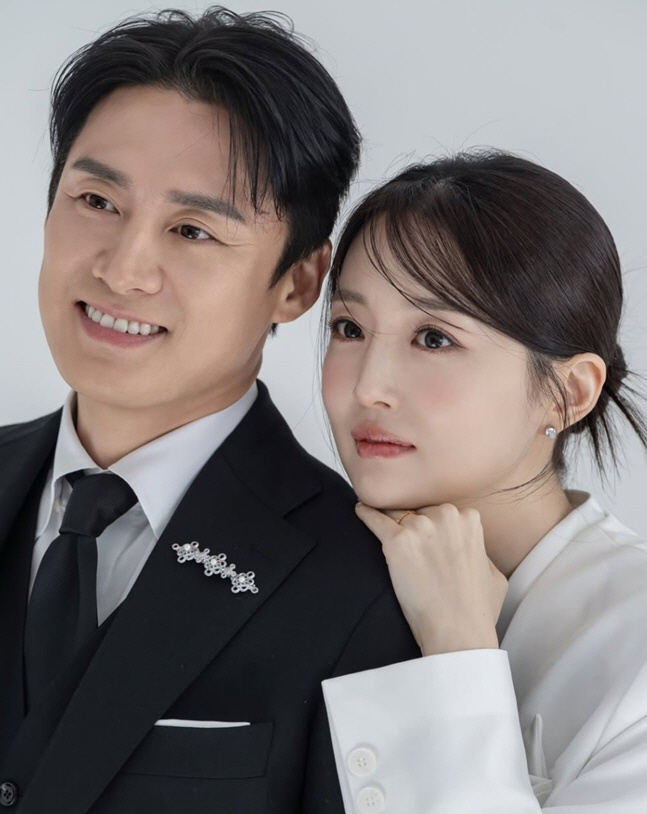쿠키 폐업 이어 <b>북클럽</b>까지..'70억 CEO' <b>김소영</b>, 결국 "헛똑똑이었구나...