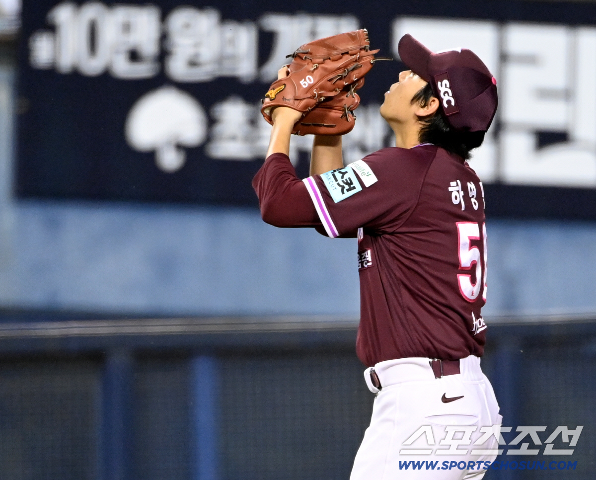 '진작 이렇게 야구하지' <b>키움</b> 10안타 폭발→선발QS 8대3 승…<b>LG</b> 3연패 늪...