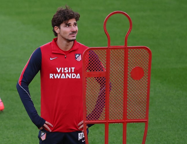 Soccer Football - UEFA Champions League - Atletico Madrid Training - Anfield, Liverpool, Britain - September 8, 2026 Atletico Madrid's Julian Alvarez during training Action Images via Reuters/Ed Sykes
