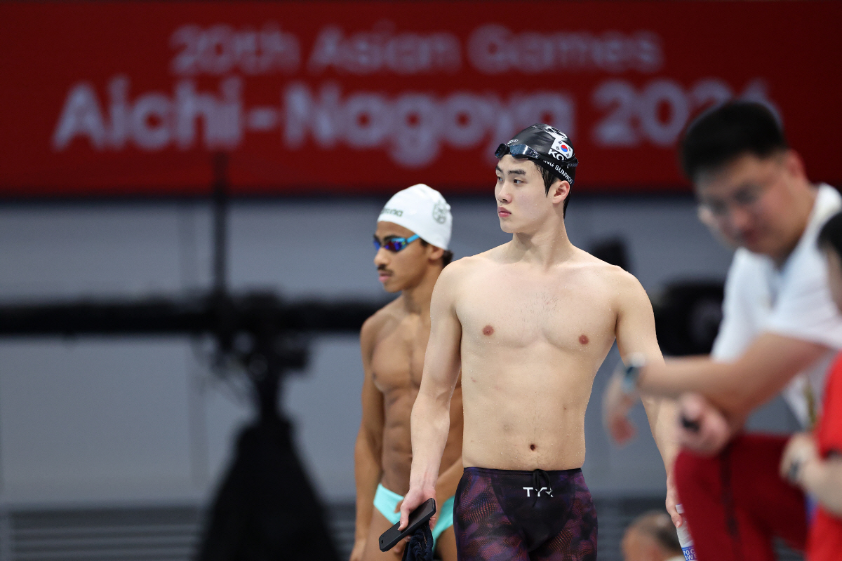 "판잔러 나와!" '黃金스프린터' <b>황선우</b>X김영범 자유형100m 전체 2-3위! 가...
