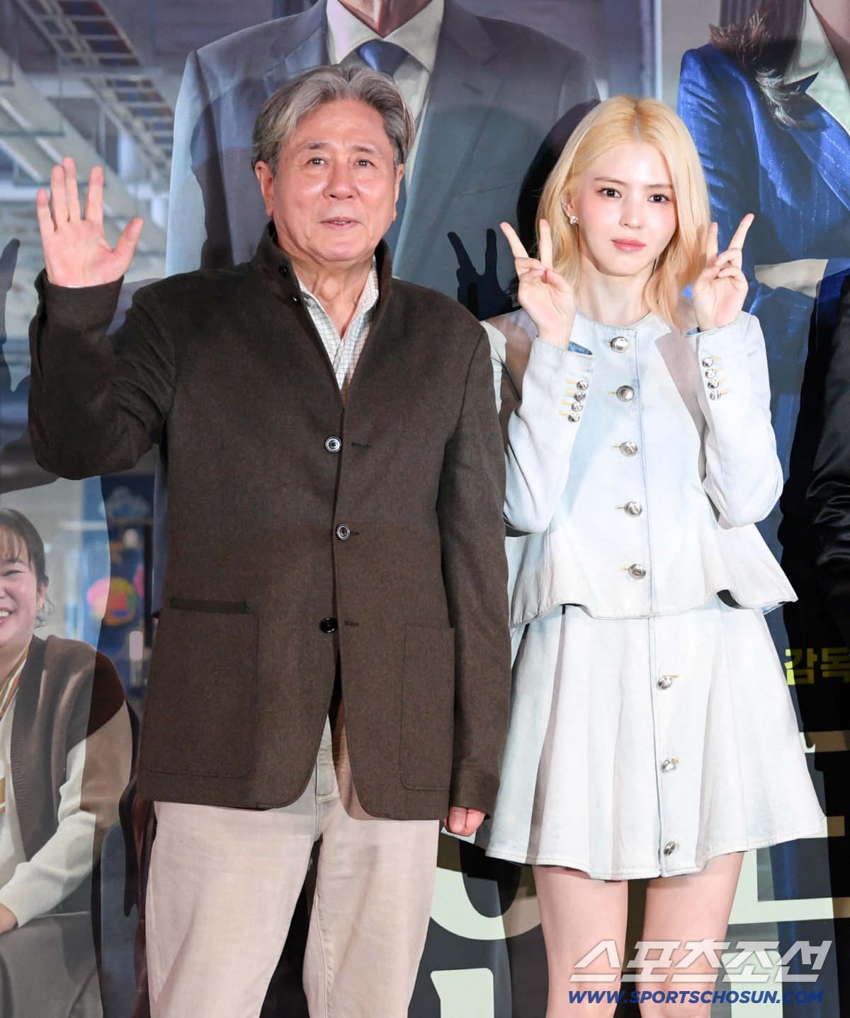 최민식X한소희 '<b>인턴</b>', 개봉 첫주 '오디세이' 꺾고 흥행 <b>1위</b>