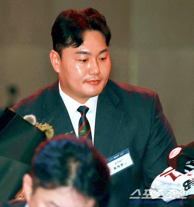2027 KBO 신인 드래프트가 21일 서울 송파구 롯데호텔 월드 크리스탈볼룸에서 열렸다. KT에 2라운드 지명된 최지만. 잠실=박재만 기자 pjm@sportschosun.com/2026.09.21/